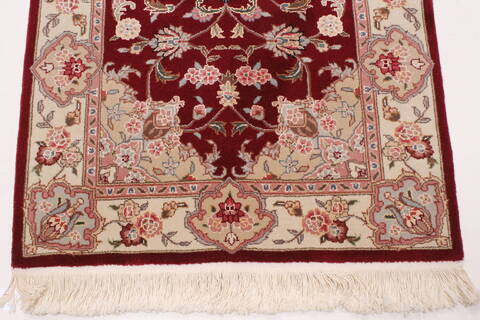 Sino-Persian Red Runner Hand Knotted 26 X 80  Area Rug 250-24663 Image 4
