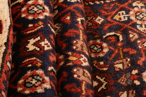 Zanjan Red Runner Hand Knotted 33 X 105  Area Rug 100-24718 Image 3