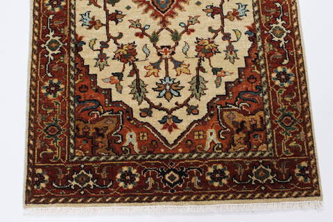 Serapi White Runner Hand Knotted 26 X 60  Area Rug 250-24822 Image 3