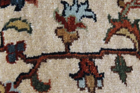 Serapi White Runner Hand Knotted 26 X 60  Area Rug 250-24822 Image 5