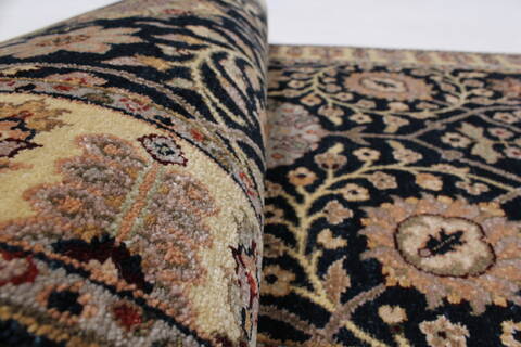 Haji Jalili Black Runner Hand Knotted 27 X 61  Area Rug 250-24865 Image 8