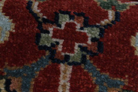 Serapi Red Runner Hand Knotted 27 X 60  Area Rug 250-24890 Image 7