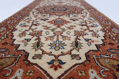 Serapi White Runner Hand Knotted 26 X 61  Area Rug 250-24912 Image 11