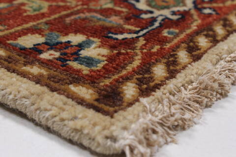 Serapi White Runner Hand Knotted 26 X 61  Area Rug 250-24912 Image 4