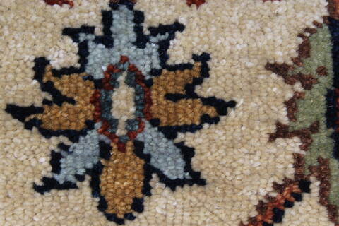 Serapi White Runner Hand Knotted 26 X 61  Area Rug 250-24912 Image 7