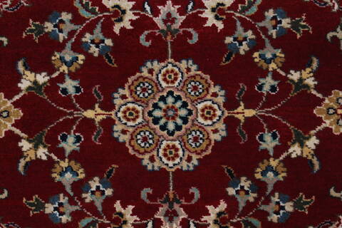 Isfahan Red Runner Hand Knotted 27 X 62  Area Rug 250-24985 Image 5