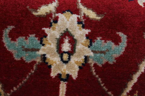 Isfahan Red Runner Hand Knotted 27 X 62  Area Rug 250-24985 Image 9