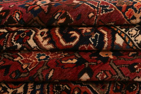 Bakhtiar Red Hand Knotted 98 X 128  Area Rug 100-25132 Image 6