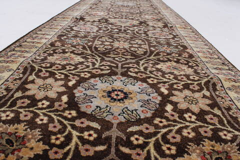 Agra Beige Runner Hand Knotted 27 X 118  Area Rug 250-25144 Image 1