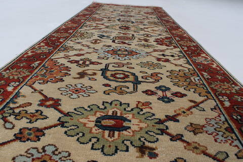 Serapi Beige Runner Hand Knotted 20 X 60  Area Rug 250-25256 Image 2