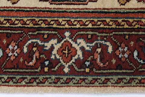 Serapi White Hand Knotted 30 X 50  Area Rug 250-25270 Image 3