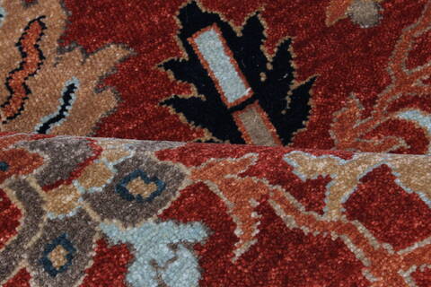 Serapi Beige Hand Knotted 50 X 610  Area Rug 250-25278 Image 12