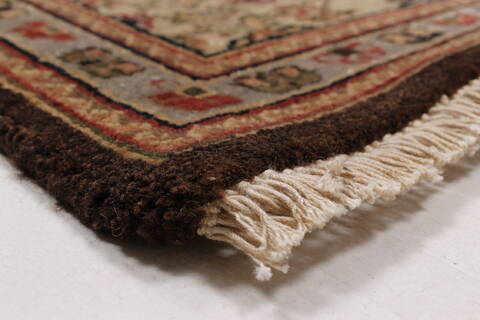 Agra Beige Hand Knotted 50 X 73  Area Rug 250-25279 Image 6