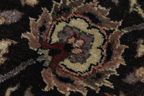 Agra Beige Hand Knotted 50 X 73  Area Rug 250-25279 Image 8