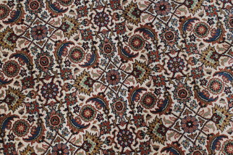 Herati Beige Round Hand Knotted 80 X 80  Area Rug 250-25288 Image 4