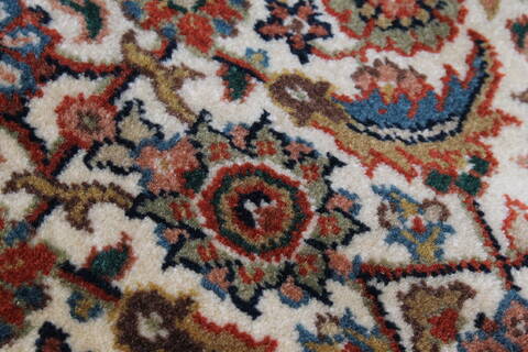 Herati Beige Round Hand Knotted 80 X 80  Area Rug 250-25288 Image 7