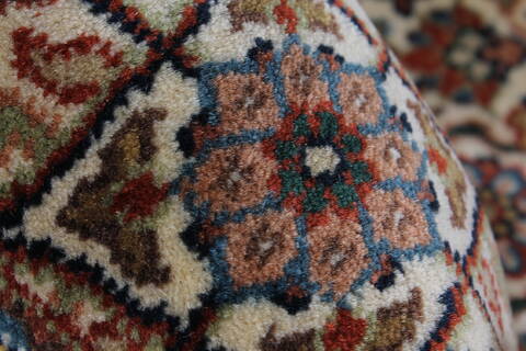 Herati Beige Round Hand Knotted 80 X 80  Area Rug 250-25288 Image 9