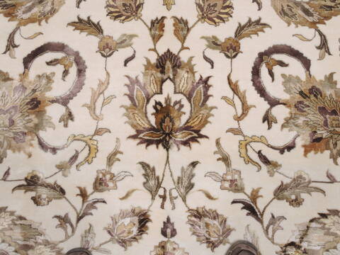 Kashan White Hand Knotted 100 X 145  Area Rug 100-25296 Image 14