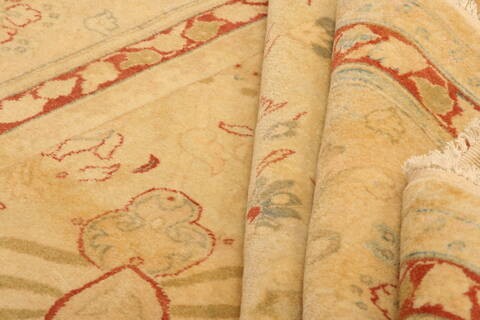 Agra Beige Hand Knotted 103 X 143  Area Rug 100-25304 Image 3