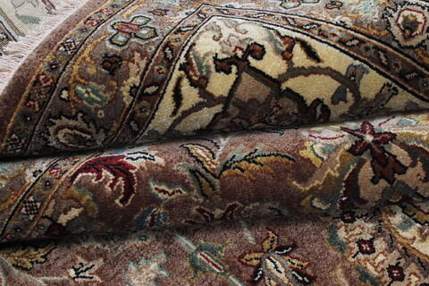 Tabriz Beige Hand Knotted 90 X 122  Area Rug 250-25321 Image 14