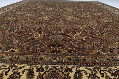 Tabriz Beige Hand Knotted 90 X 122  Area Rug 250-25321 Image 3