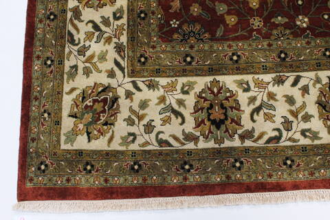 Kashan Beige Hand Knotted 810 X 122  Area Rug 250-25324 Image 4