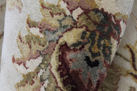 Kashan Beige Hand Knotted 92 X 1111  Area Rug 250-25325 Image 10