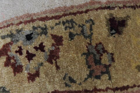 Kashan Beige Hand Knotted 92 X 1111  Area Rug 250-25325 Image 9