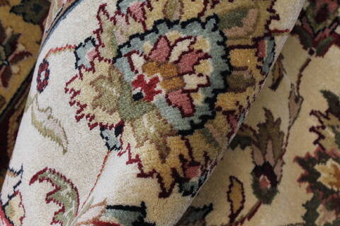 Kashmar Beige Hand Knotted 811 X 119  Area Rug 250-25326 Image 11