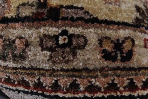 Haji Jalili Beige Hand Knotted 92 X 124  Area Rug 250-25336 Image 7