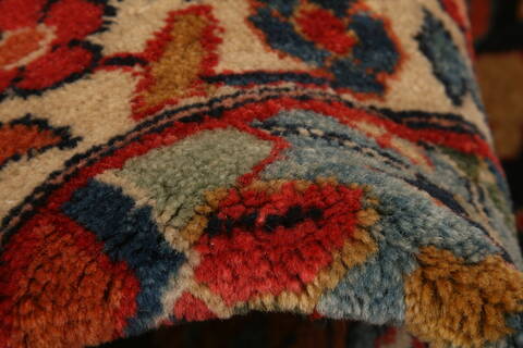 Khoy Red Hand Knotted 110 X 159  Area Rug 100-25338 Image 4