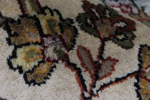 Kashmar Beige Hand Knotted 810 X 120  Area Rug 250-25341 Image 9