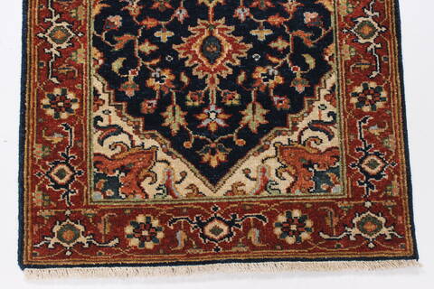 Serapi Blue Hand Knotted 20 X 40  Area Rug 250-25463 Image 5