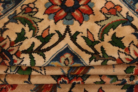 Bakhtiar Beige Hand Knotted 71 X 106  Area Rug 100-25516 Image 5