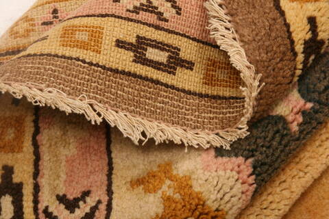 Tabriz Beige Hand Knotted 66 X 94  Area Rug 100-25520 Image 3