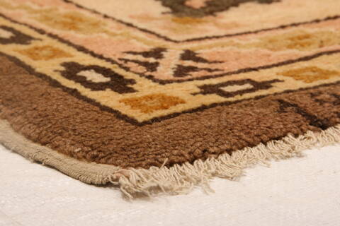 Tabriz Beige Hand Knotted 66 X 94  Area Rug 100-25520 Image 8