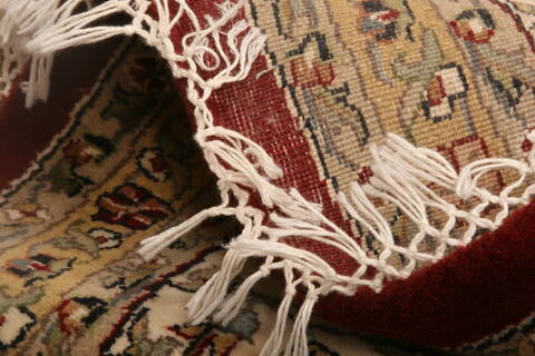 Agra Red Round Hand Knotted 710 X 711  Area Rug 100-25556 Image 3