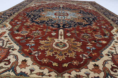 Serapi Red Hand Knotted 60 X 811  Area Rug 250-25583 Image 2