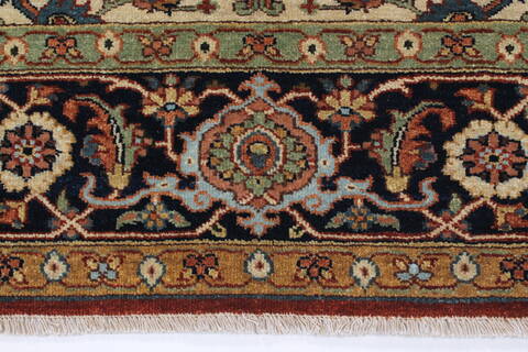 Serapi Red Hand Knotted 60 X 811  Area Rug 250-25583 Image 3