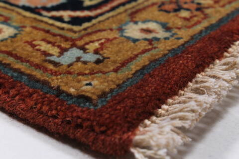 Serapi Red Hand Knotted 60 X 811  Area Rug 250-25583 Image 6