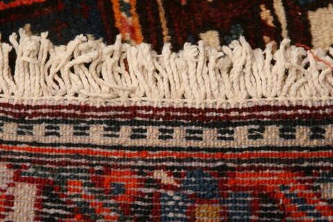 Bakhtiar Red Hand Knotted 120 X 151  Area Rug 100-25601 Image 8