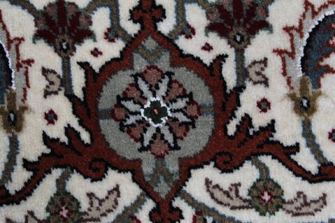 Mahi Beige Hand Knotted 82 X 114  Area Rug 250-25673 Image 5