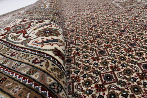 Mahi Beige Hand Knotted 82 X 114  Area Rug 250-25673 Image 8
