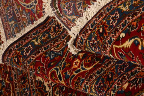 Kashan Red Hand Knotted 117 X 192  Area Rug 100-25677 Image 4