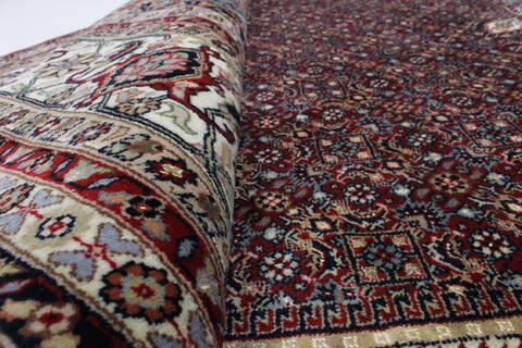 Bidjar Beige Hand Knotted 84 X 1110  Area Rug 250-25689 Image 10