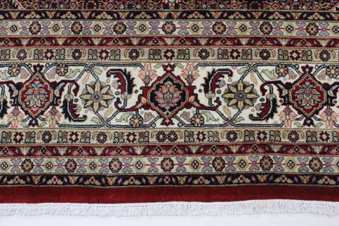 Bidjar Beige Hand Knotted 84 X 1110  Area Rug 250-25689 Image 1