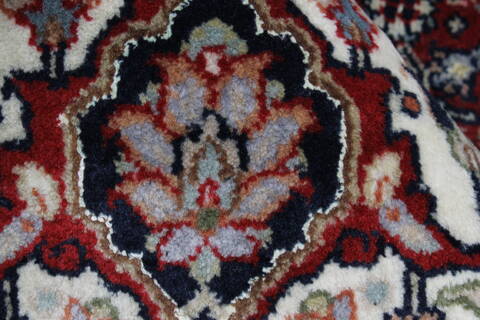 Bidjar Beige Hand Knotted 84 X 1110  Area Rug 250-25689 Image 9