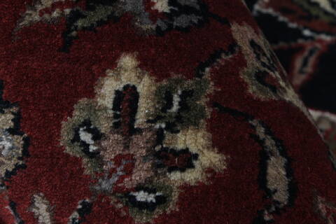 Kashan Beige Hand Knotted 90 X 124  Area Rug 250-25693 Image 3