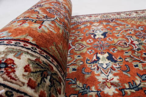 Semnan Beige Runner Hand Knotted 24 X 60  Area Rug 250-25727 Image 11