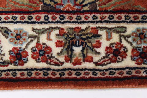Semnan Beige Runner Hand Knotted 24 X 60  Area Rug 250-25727 Image 3